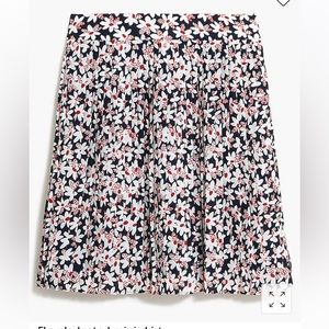 Perfect for 4th of July! New JCrew Floral pleated mini skirt